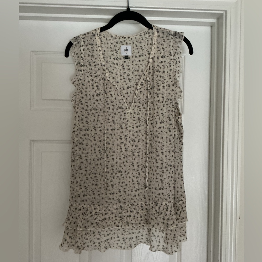 Cabi cream floral sleeveless top